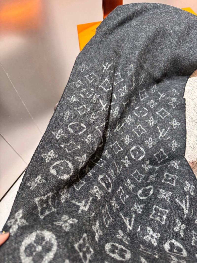 Louis Vuitton Scarf